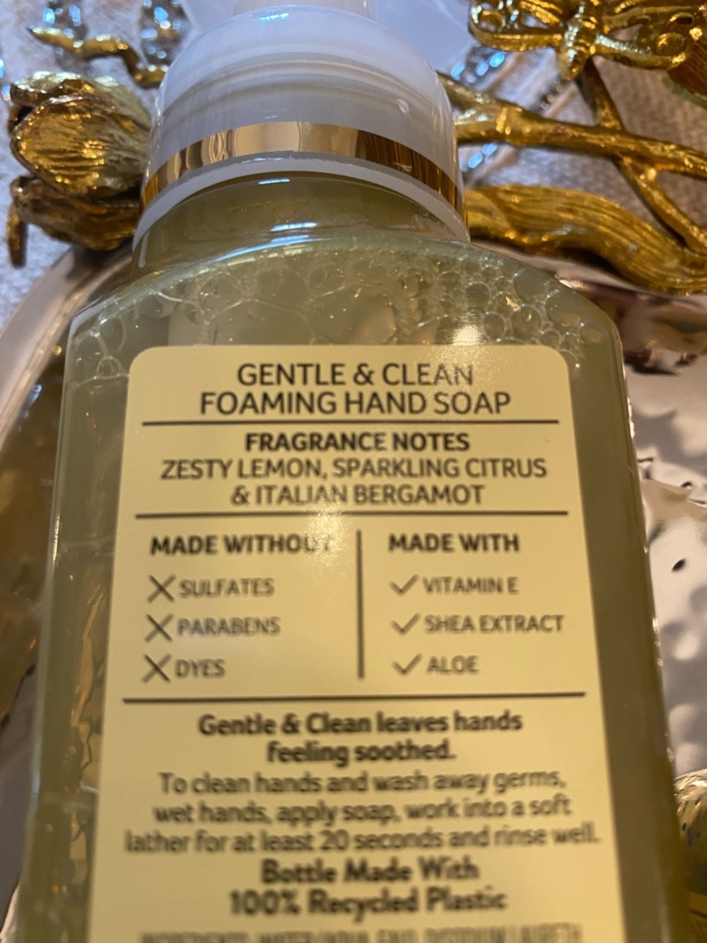Bath and Bodyworks Foaming  hand soap  & antibacterial handsanitizer - Picture 4 of 7